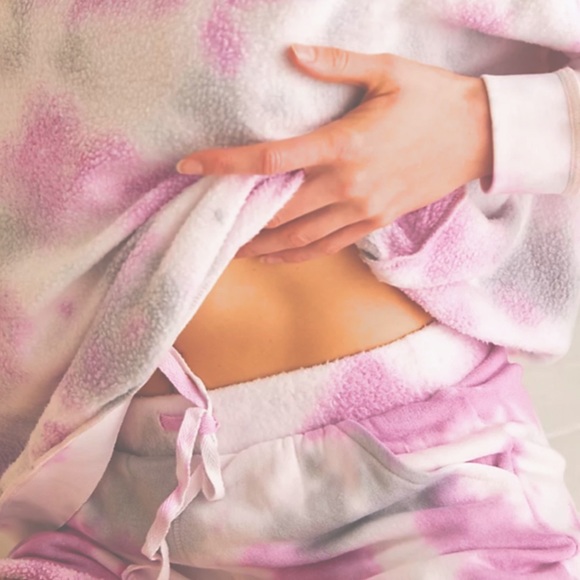 TGIBF Sale Free People Set Tie Dye Fuzzy Sweater Shorts - Picture 11 of 11